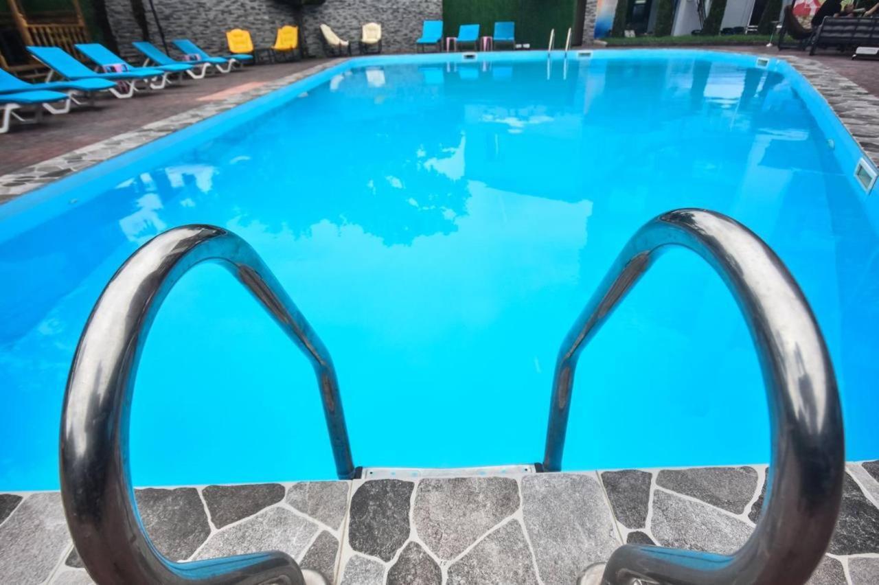 Hotel Genatsvale Batumi Ngoại thất bức ảnh