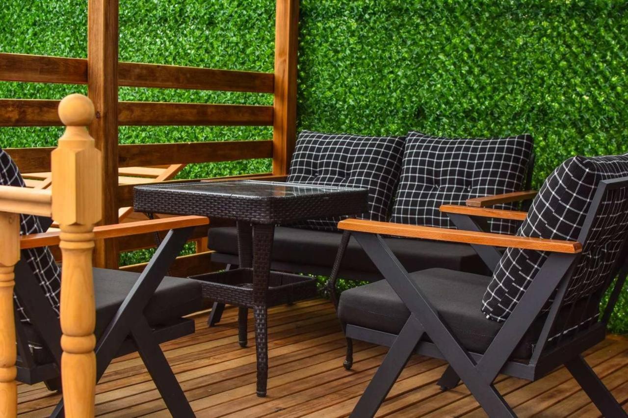 Hotel Genatsvale Batumi Ngoại thất bức ảnh