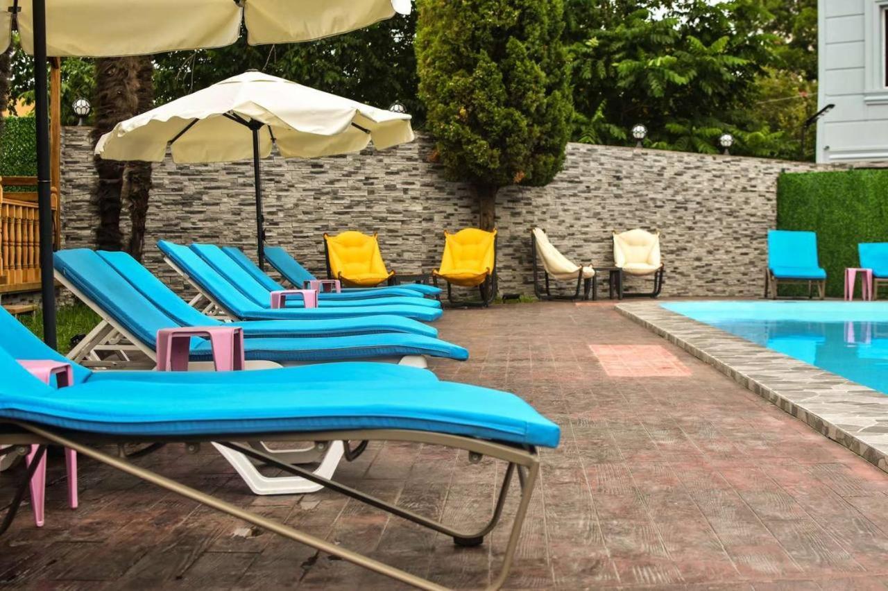 Hotel Genatsvale Batumi Ngoại thất bức ảnh