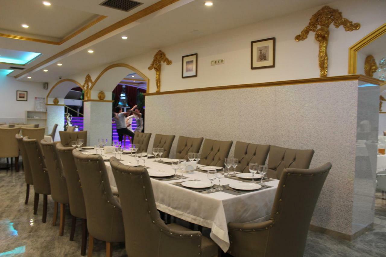Hotel Genatsvale Batumi Ngoại thất bức ảnh